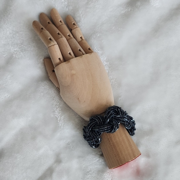 Elegant Black Beaded Bracelet, Preowned, Thick, Glamorous, Must Have - Picture 15 of 16